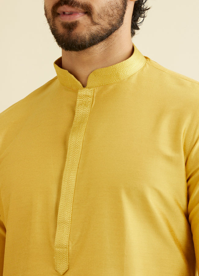 Manyavar Men Golden Plain Kurta Set image number 1