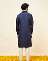 alt message - Manyavar Men Dark Blue Loop Buttoned Classic Kurta Set image number 5