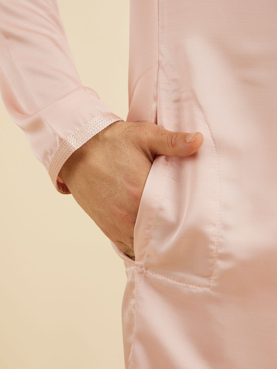 Manyavar Men Baby Pink Kurta Set