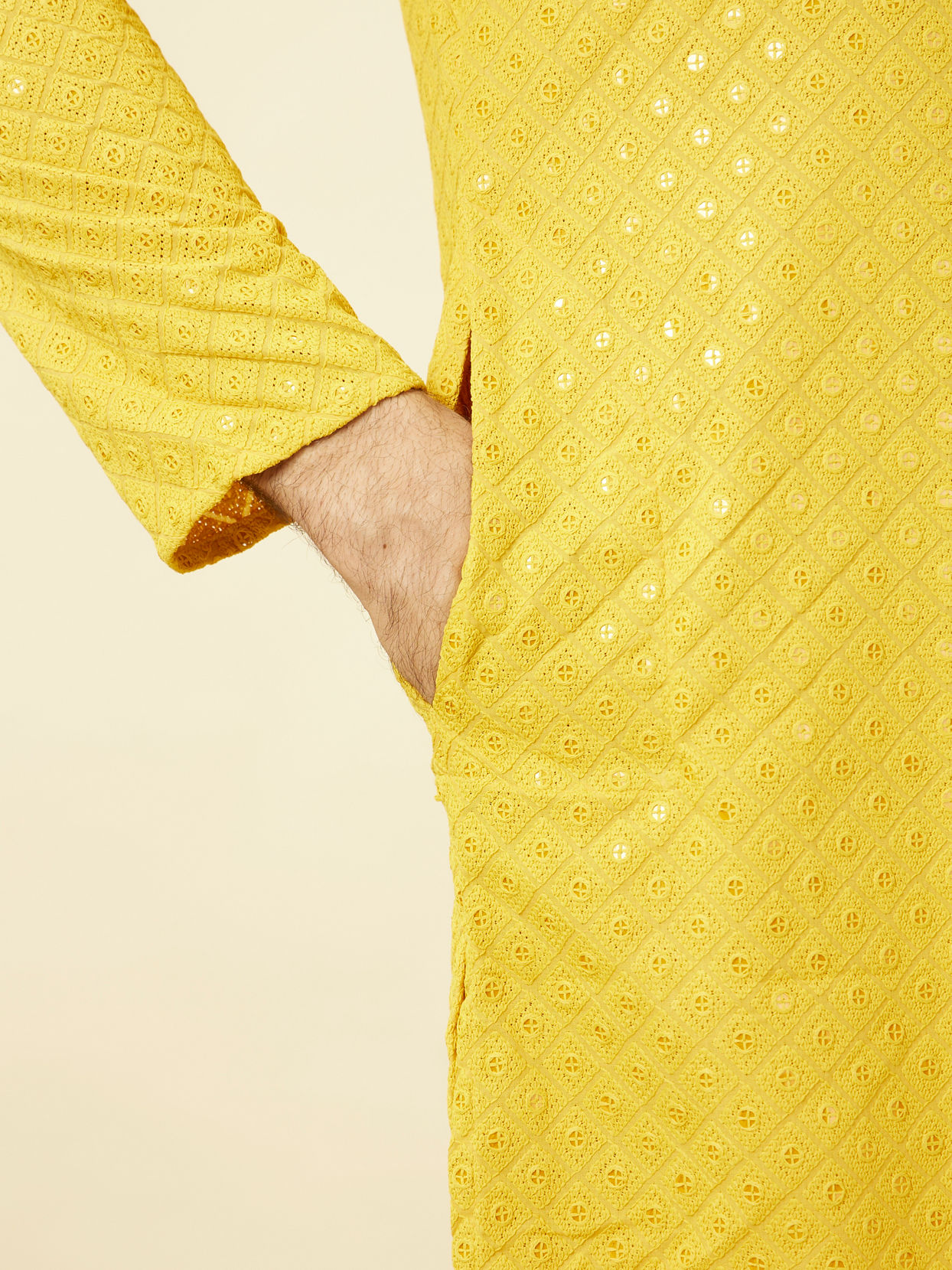 alt message - Manyavar Men Candlelight Yellow Floral Patterned Sequined Chikankari Kurta Set image number 2