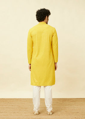 Manyavar Men Candlelight Yellow Floral Patterned Sequined Chikankari Kurta Set image number 4