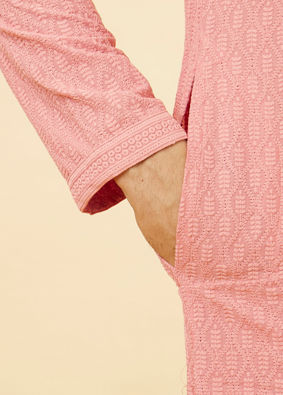 alt message - Manyavar Men Sherbet Pink Fern Jaal Patterned Kurta Set image number 3