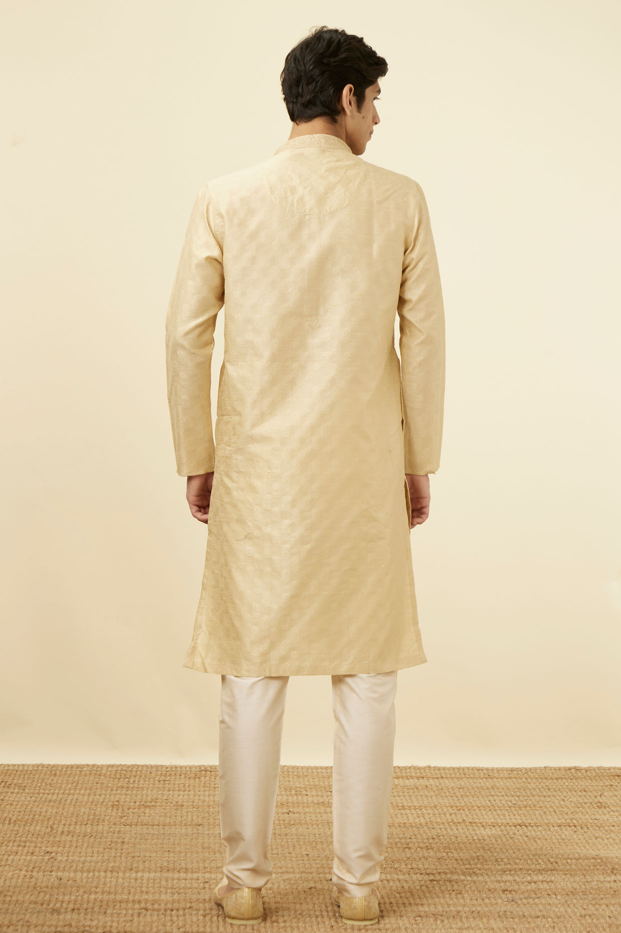 alt message - Manyavar Men Sandal Jacquard Kurta Pajama image number 5