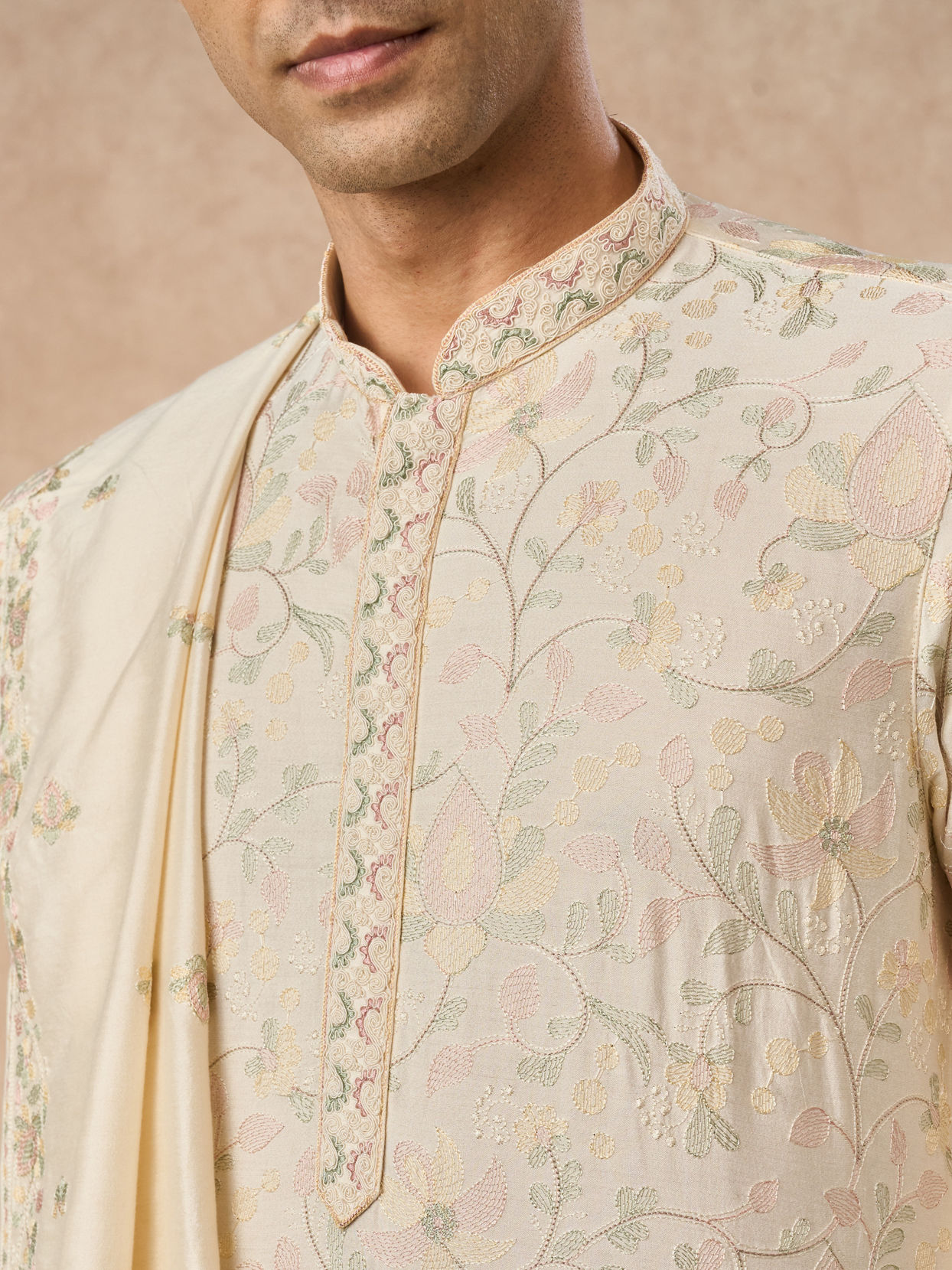 Manyavar Men Cream Blended Viscose Kurta Pajama Dupatta