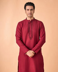 Manyavar Men Gleaming Maroon Kurta Pajama