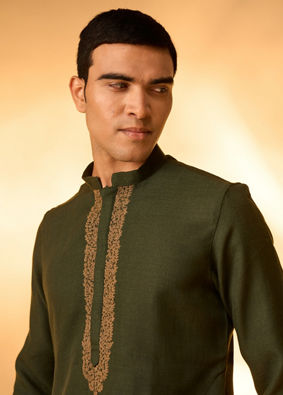 Manyavar Men Dark Green Kashidakari Embroidered Placket Kurta Set