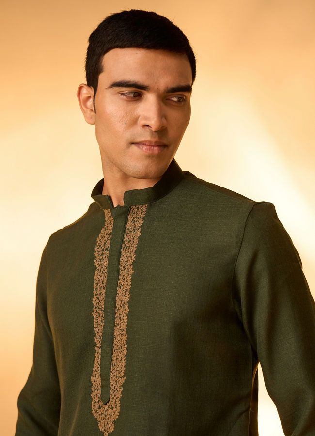 Manyavar Men Dark Green Kashidakari Embroidered Placket Kurta Set