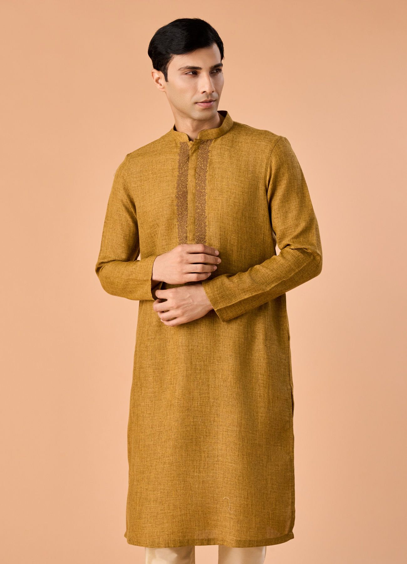 Manyavar Men Mehndi Green Radiance Kurta Pajama