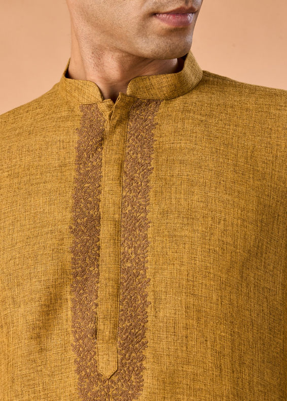 Manyavar Men Mehndi Green Radiance Kurta Pajama