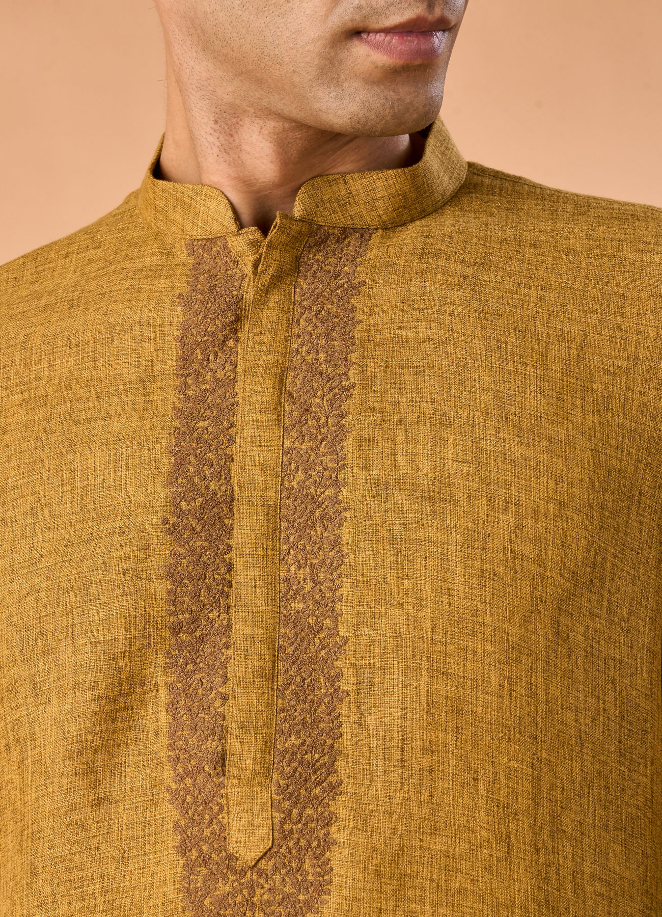 Manyavar Men Mehndi Green Radiance Kurta Pajama