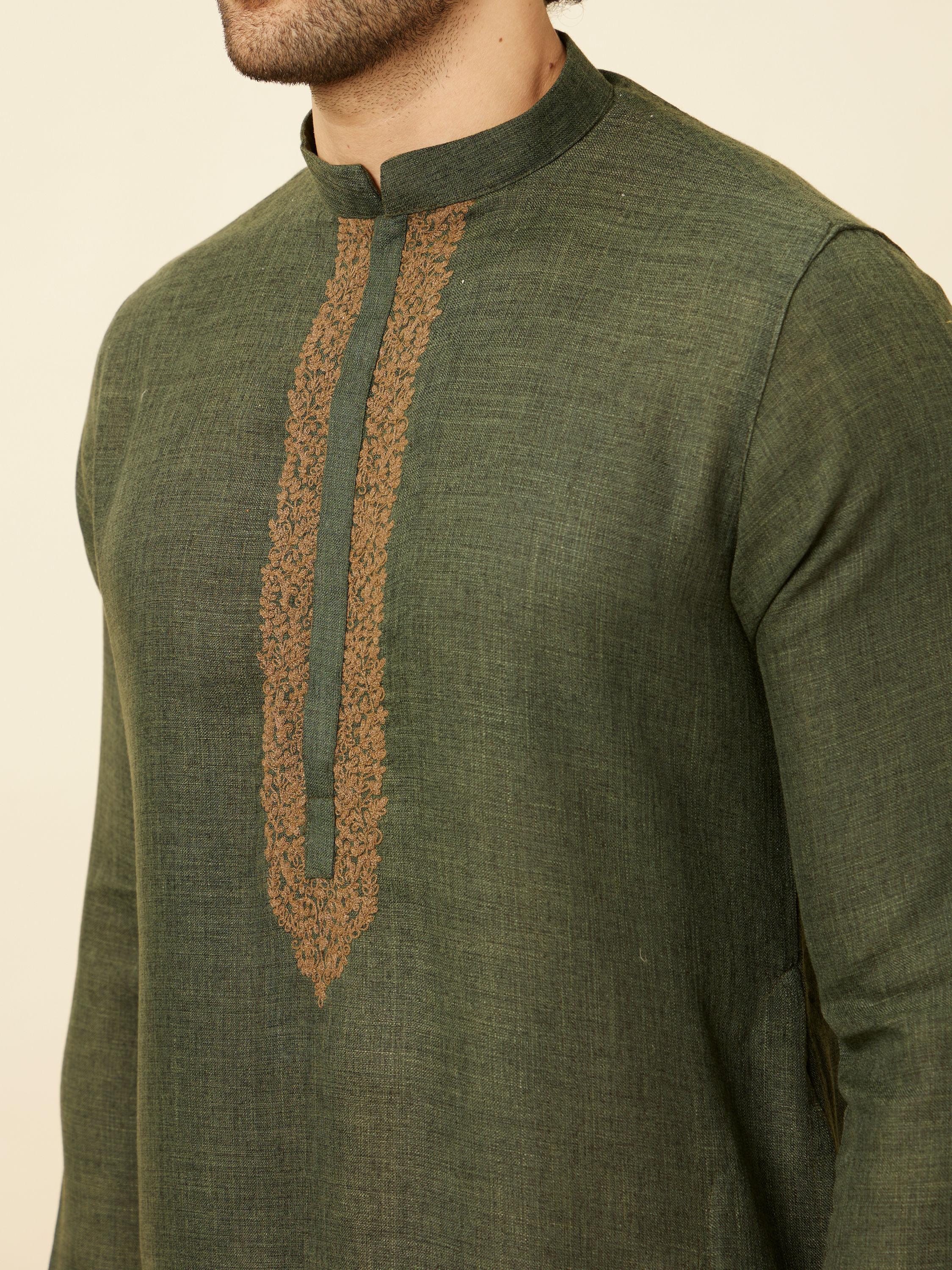 Manyavar Men Dark Green Kashidakari Embroidered Placket Kurta Set