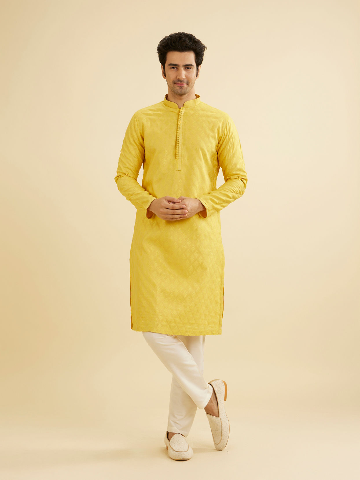 Manyavar Men Canary Yellow Self Design Kurta Pajama image number 2