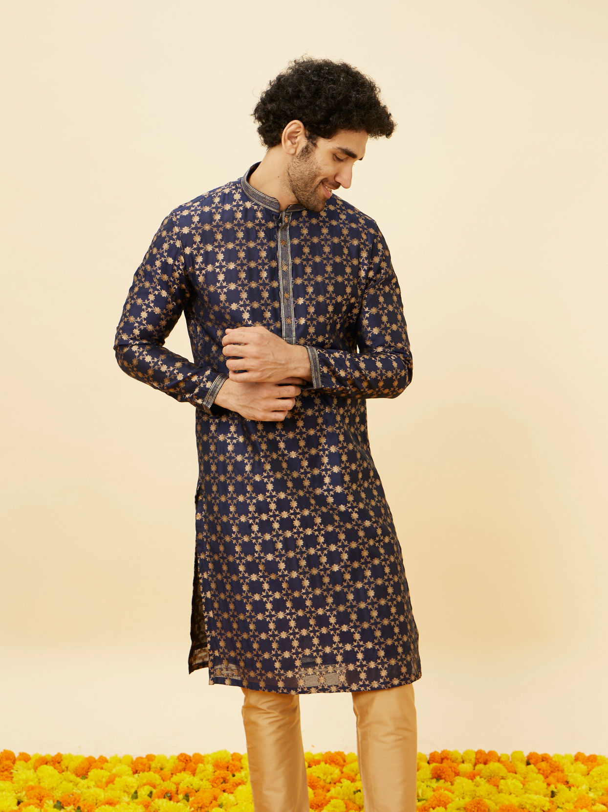 Manyavar Men Berry Blue Floral Jaal Patterned Kurta Set