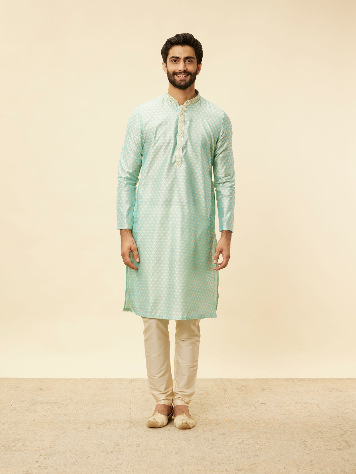 alt message - Manyavar Men Sea Green Jacquard Kurta Pajama image number 2