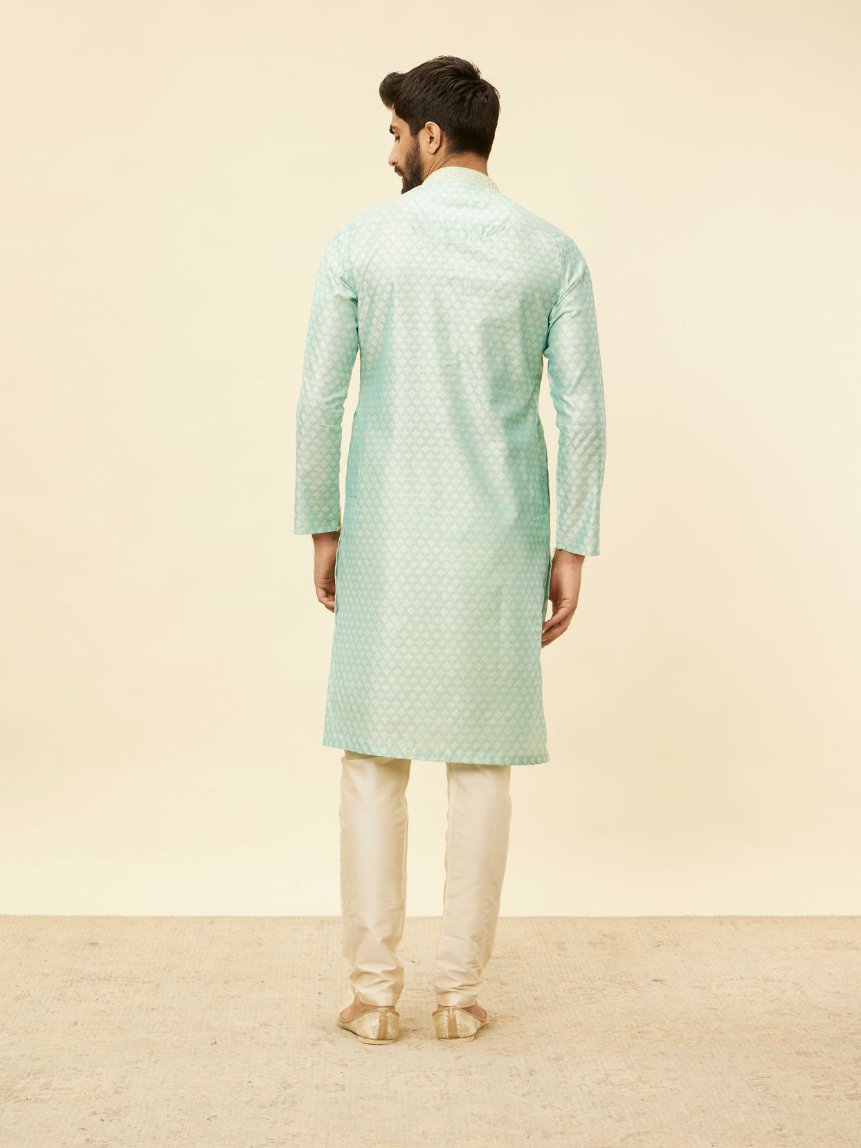 alt message - Manyavar Men Sea Green Jacquard Kurta Pajama image number 5