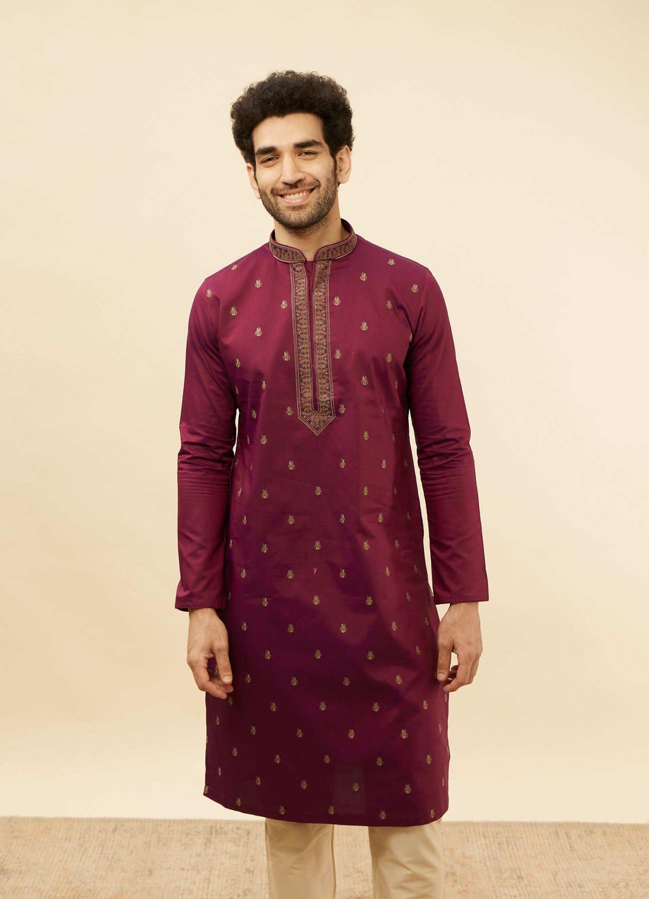 alt message - Manyavar Men Maroon Fern and Buta Embroidered Kurta Set image number 0