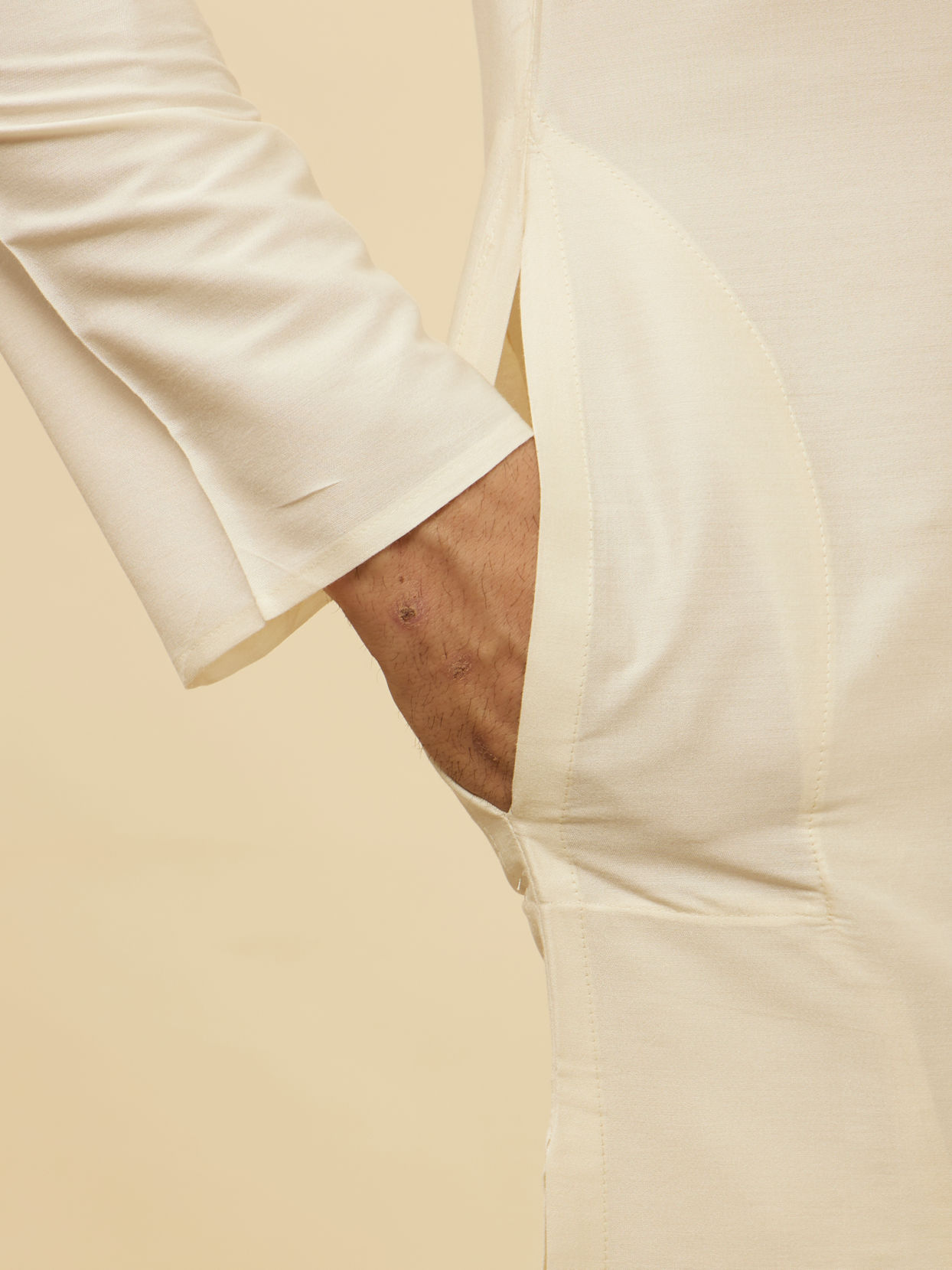 Manyavar Men Off White Plain Kurta Pajama