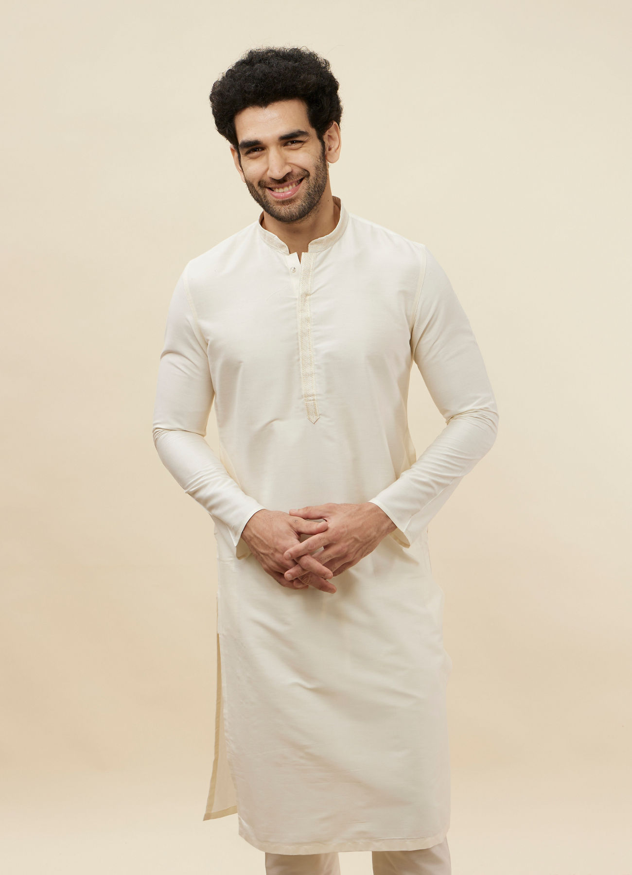 Manyavar Men Off White Plain Kurta Pajama