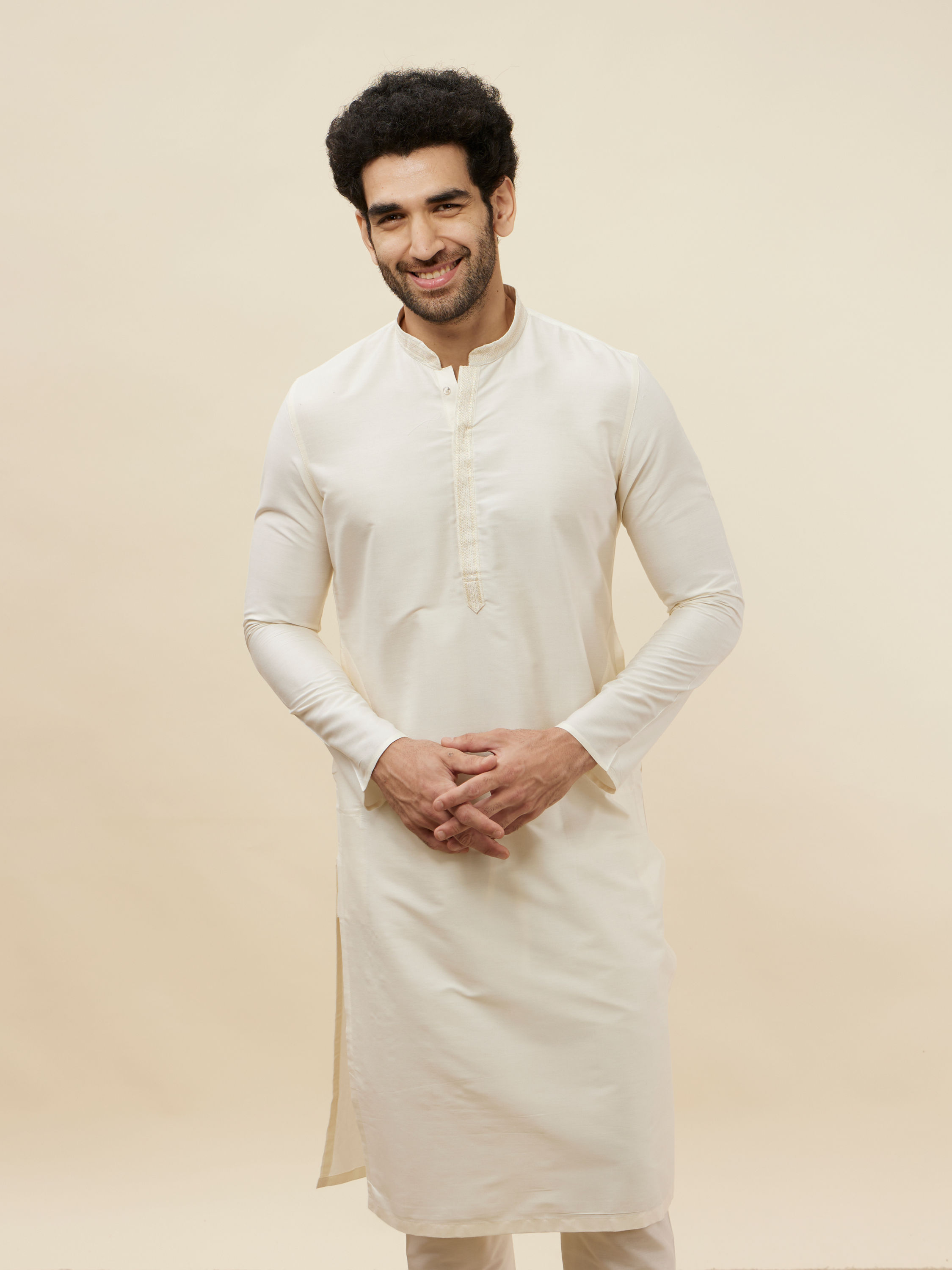 Manyavar Men Off White Plain Kurta Pajama