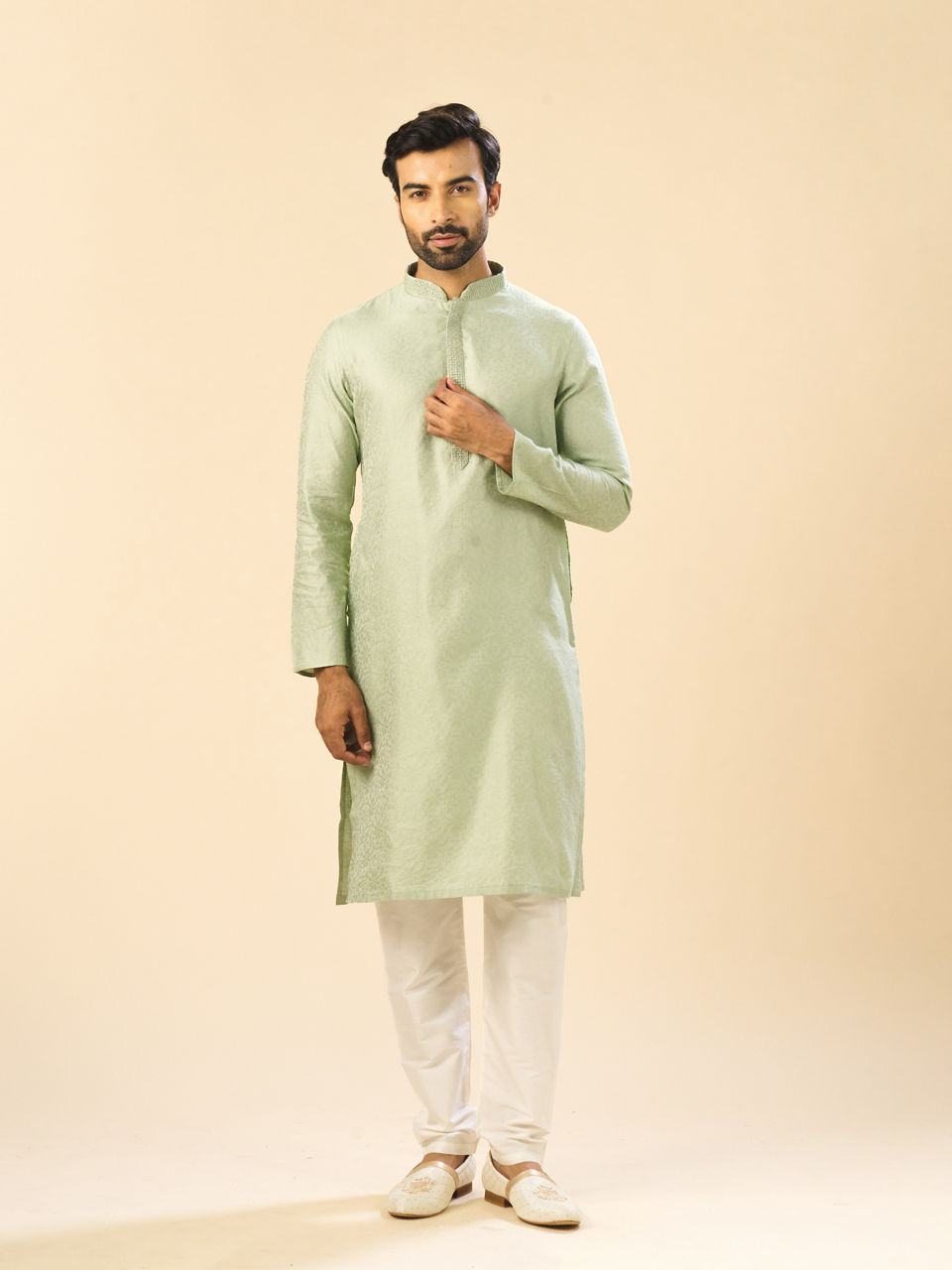 Manyavar Men Green Elegance Kurta Pajama