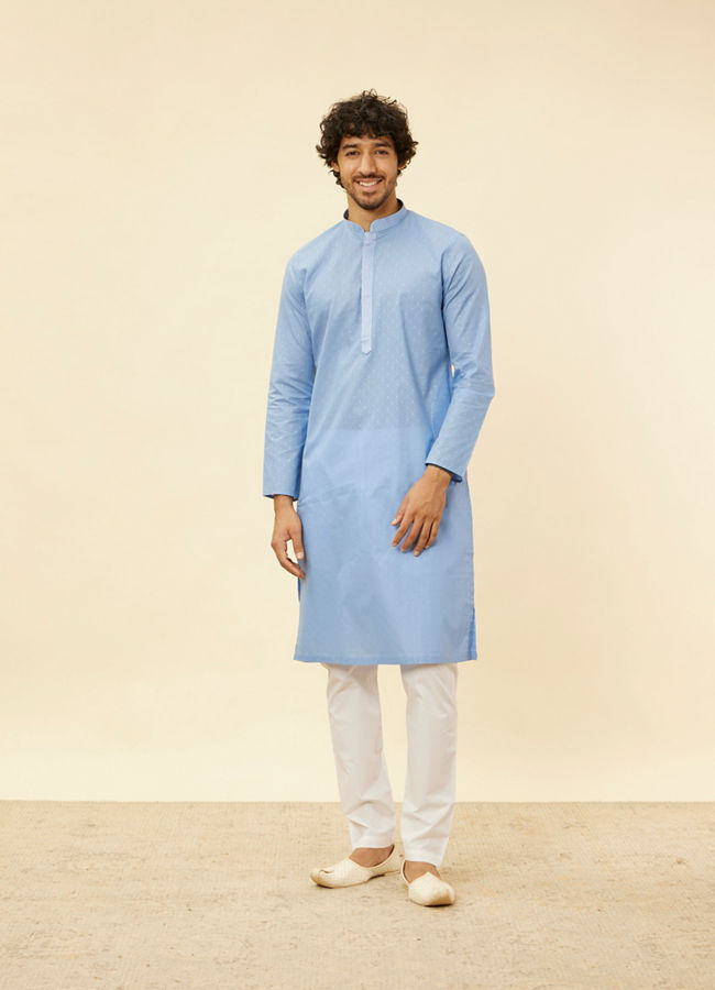 alt message - Manyavar Men Blissful Blue Buta Patterned Kurta Set image number 2