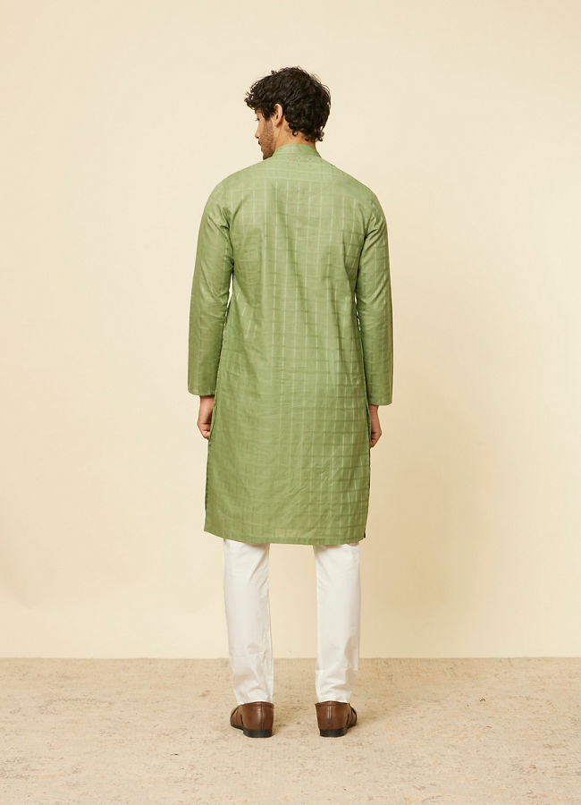 Manyavar Men Moss Green Chequered Patterned Kurta Set image number 5