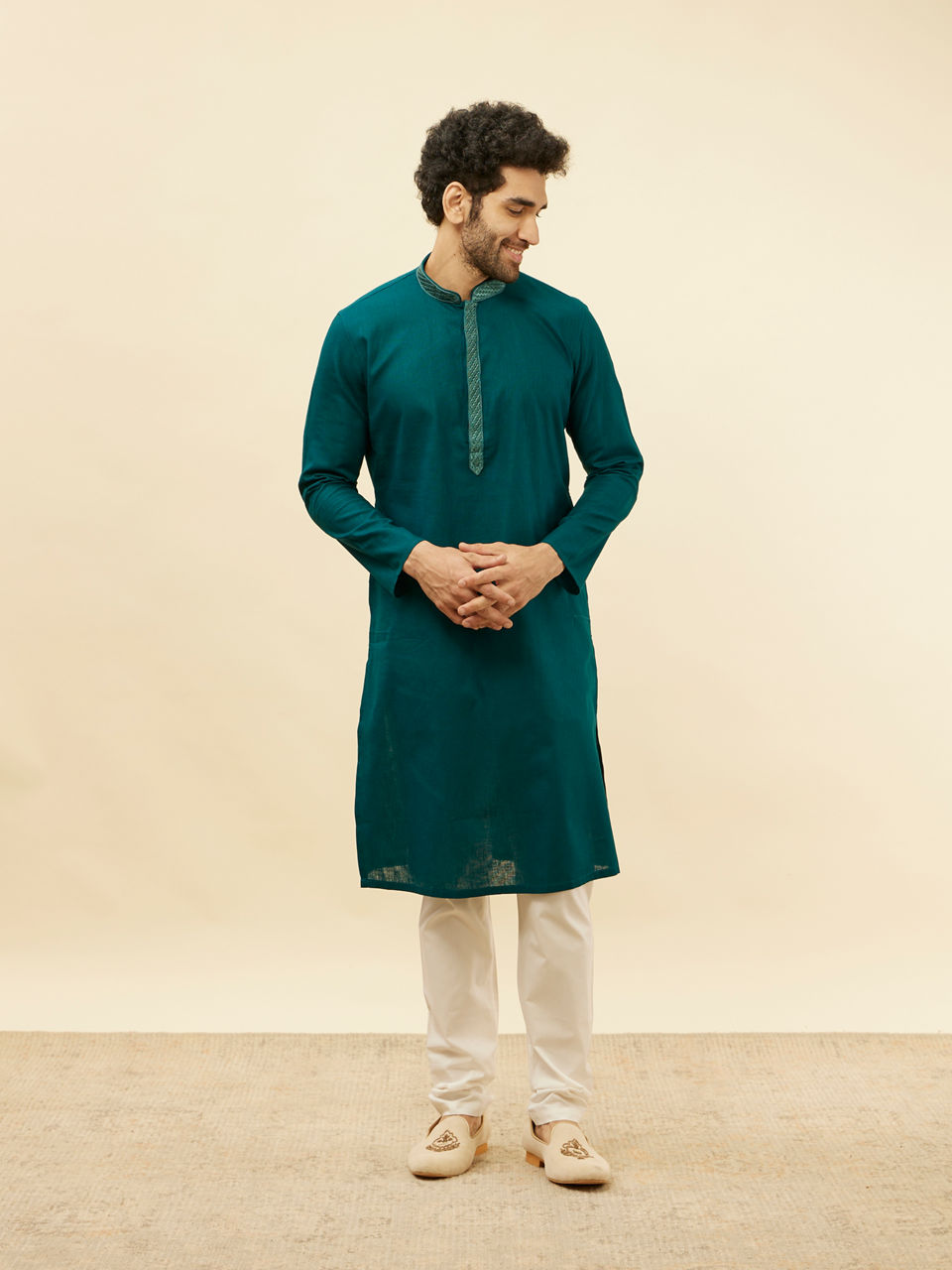 Manyavar Men Teal Blue Embroidered Neckline Kurta Set