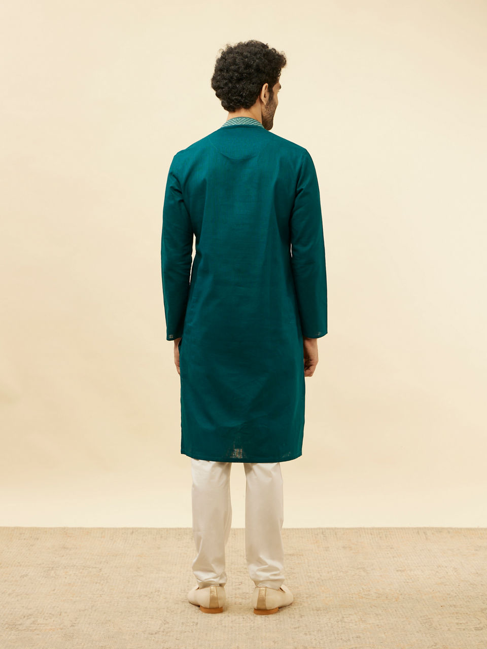 Manyavar Men Teal Blue Embroidered Neckline Kurta Set