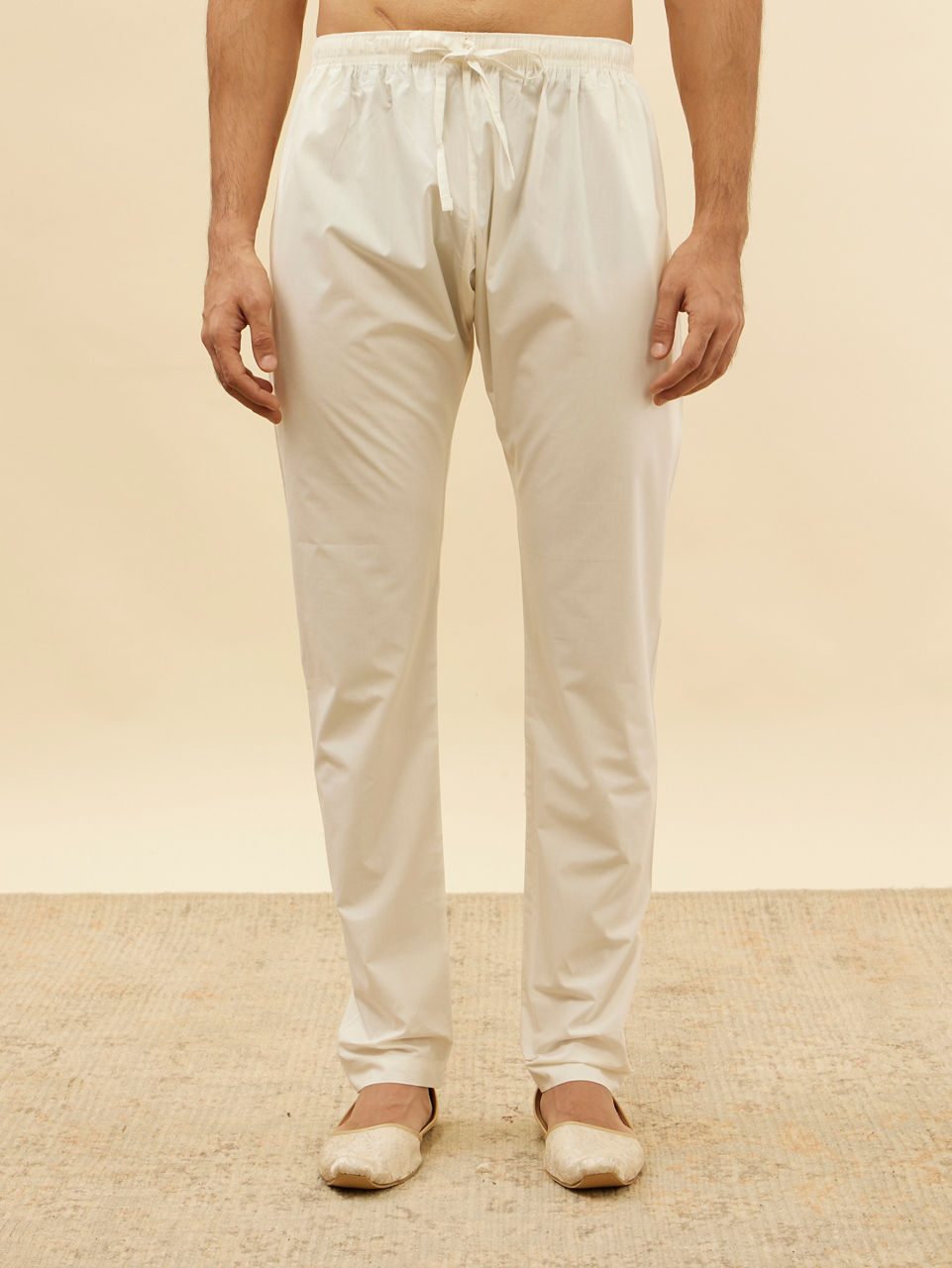 Manyavar Men Teal Blue Embroidered Neckline Kurta Set