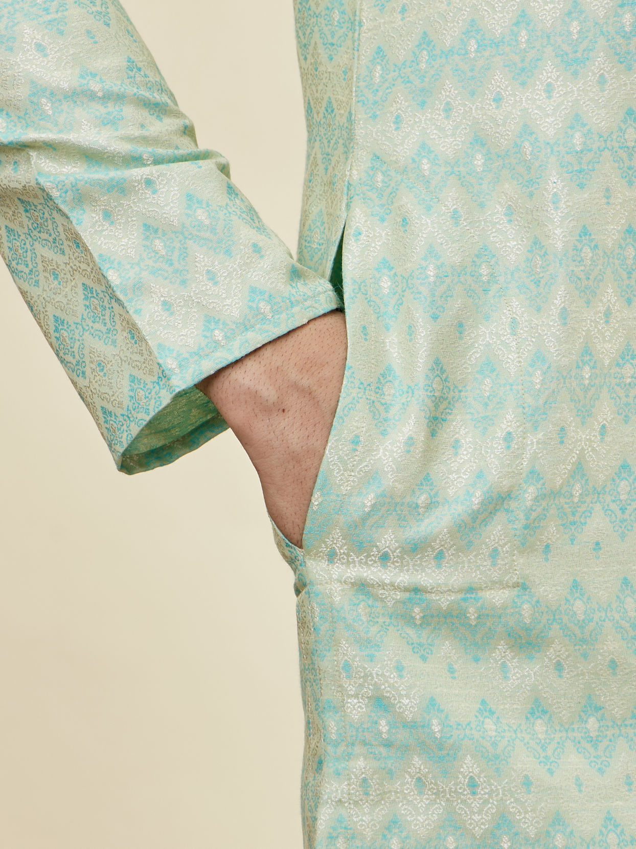 Manyavar Men Sea Green Flower Bud Patterned Kurta Set image number 3