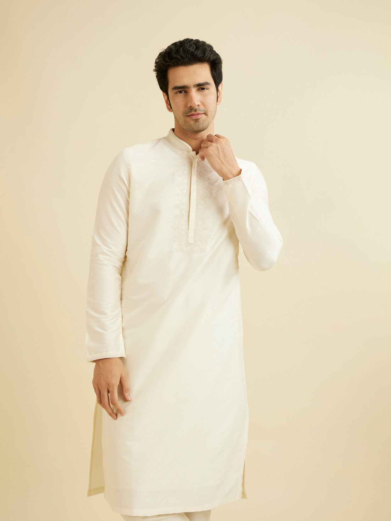 Manyavar Men Cream Beige Plain Classic Kurta Set with Embroidered Neckline