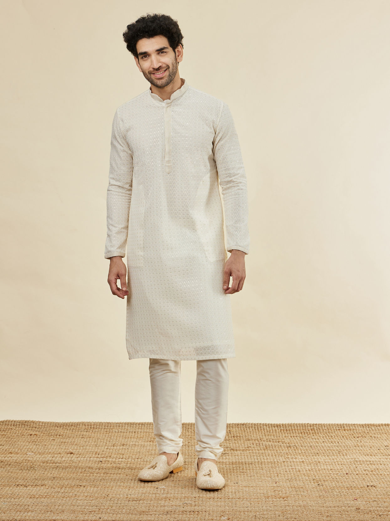 Manyavar Men Jasmine White Chikankari Embroidered Kurta Set