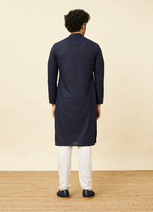 alt message - Manyavar Men Navy Blue Diamond Chikankari Patterned Kurta Set image number 5