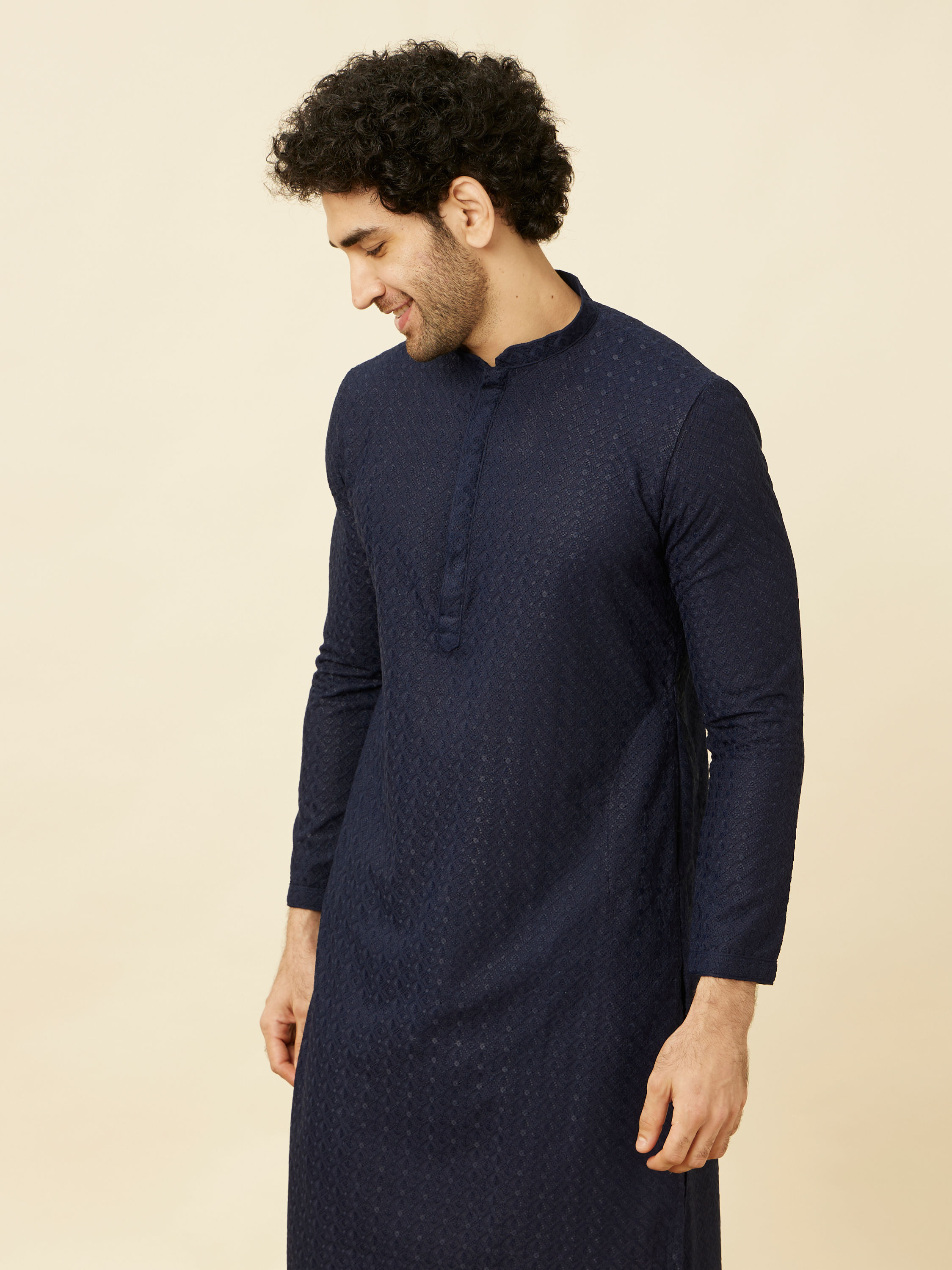 Manyavar Men Navy Blue Diamond Chikankari Patterned Kurta Set