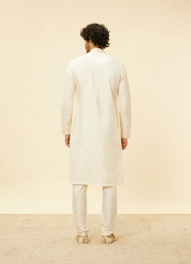 alt message - Manyavar Men Pristine White Self Patterned Kurta Set image number 5