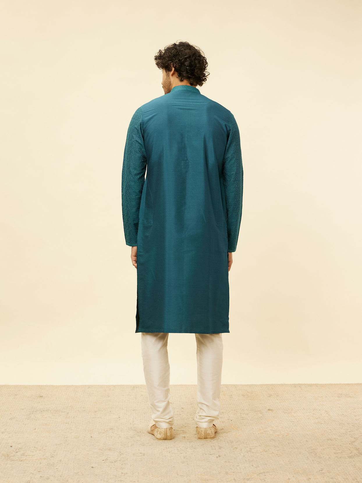 Manyavar Men Teal Green Self Patterned Kurta Set image number 5