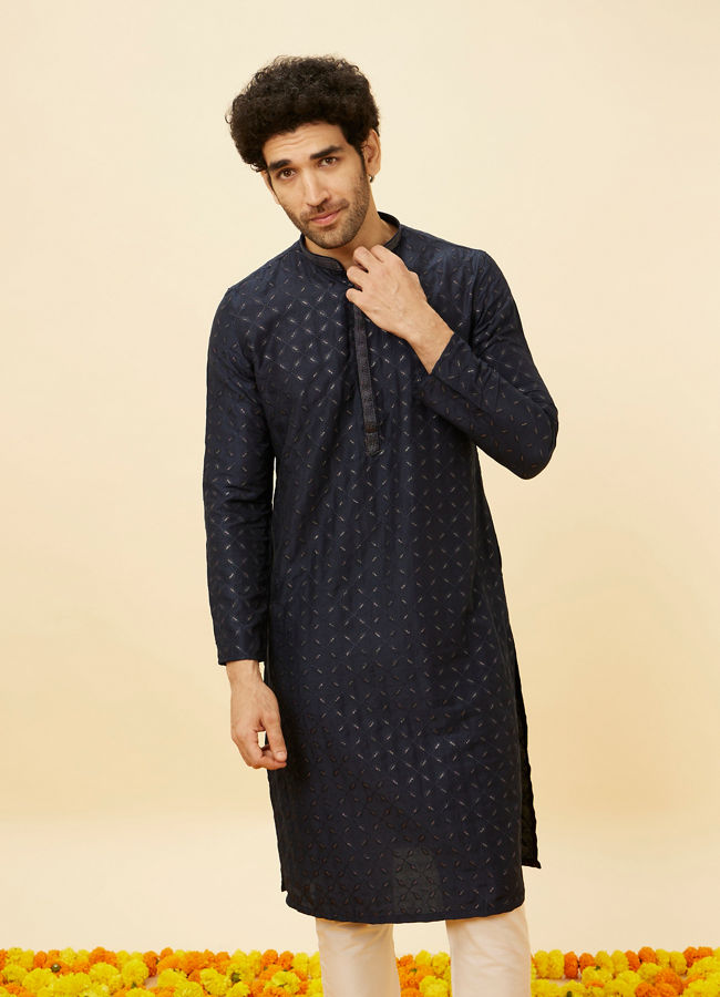 alt message - Manyavar Men Navy Blue Shimmery Lattice Patterned Kurta Set image number 0