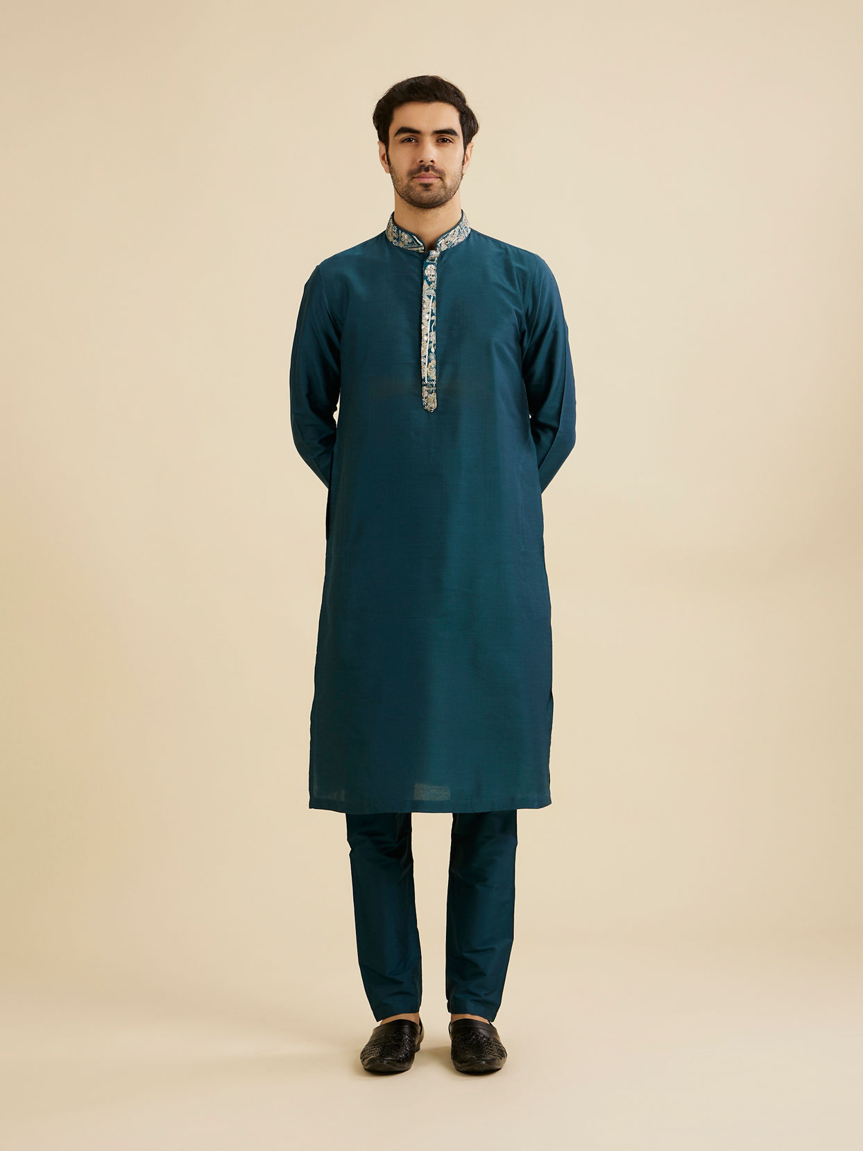Manyavar Men Crystal Teal Blue Embroidered Neckline Kurta Set