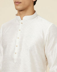 alt message - Manyavar Men Embellished Warm White Kurta Pajama image number 1