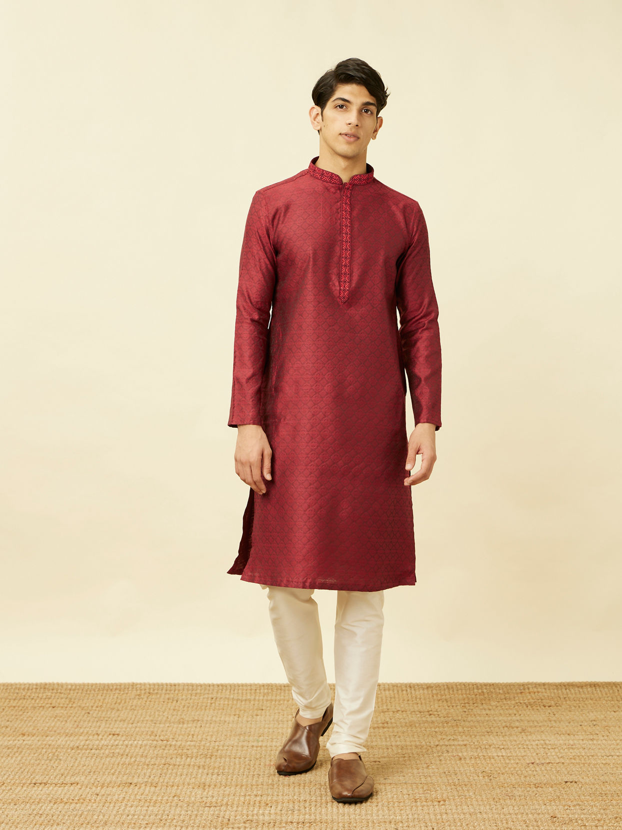 Manyavar Men Maroon Floral Jaal Patterned Kurta Set