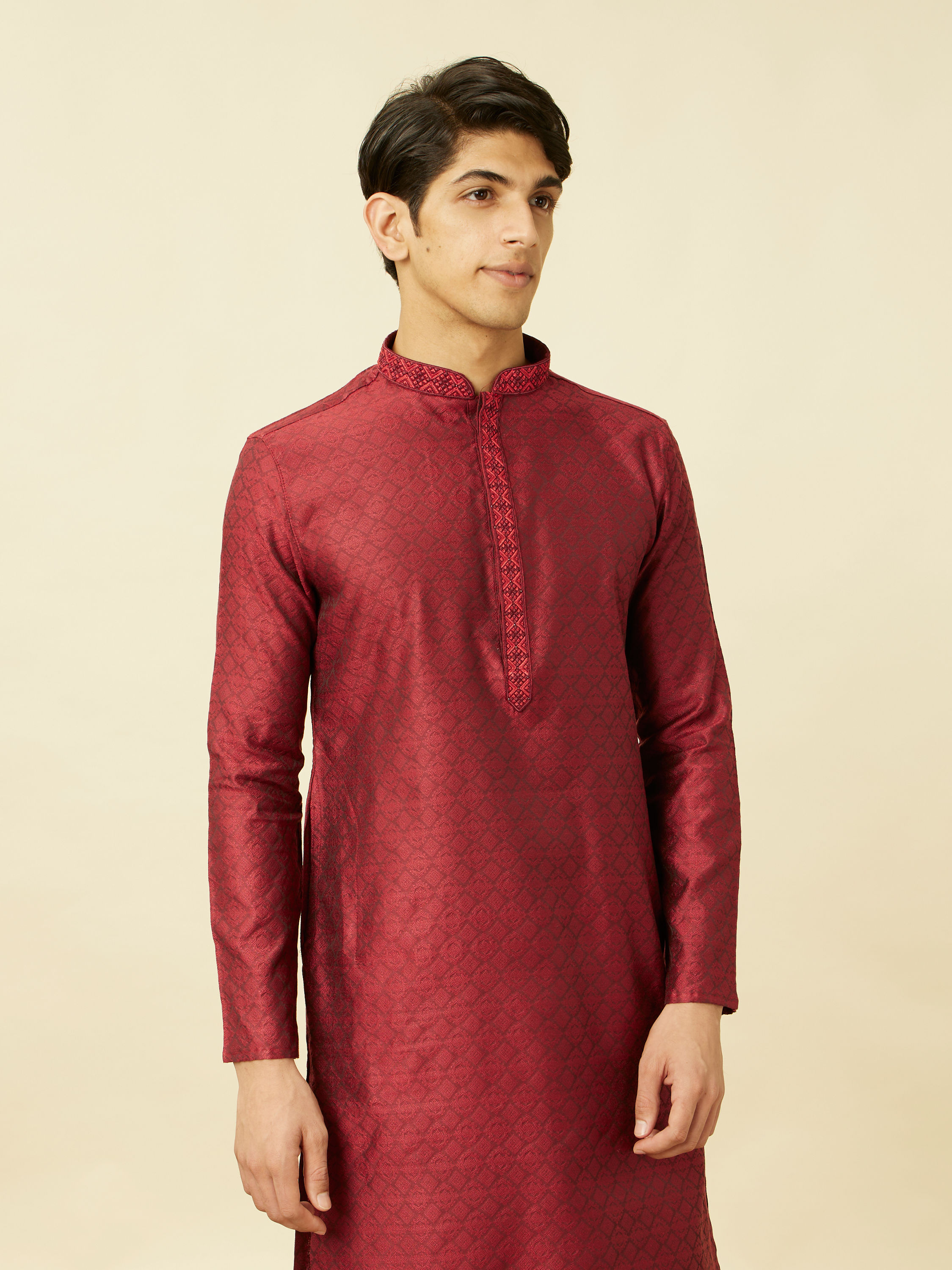 Manyavar Men Maroon Floral Jaal Patterned Kurta Set