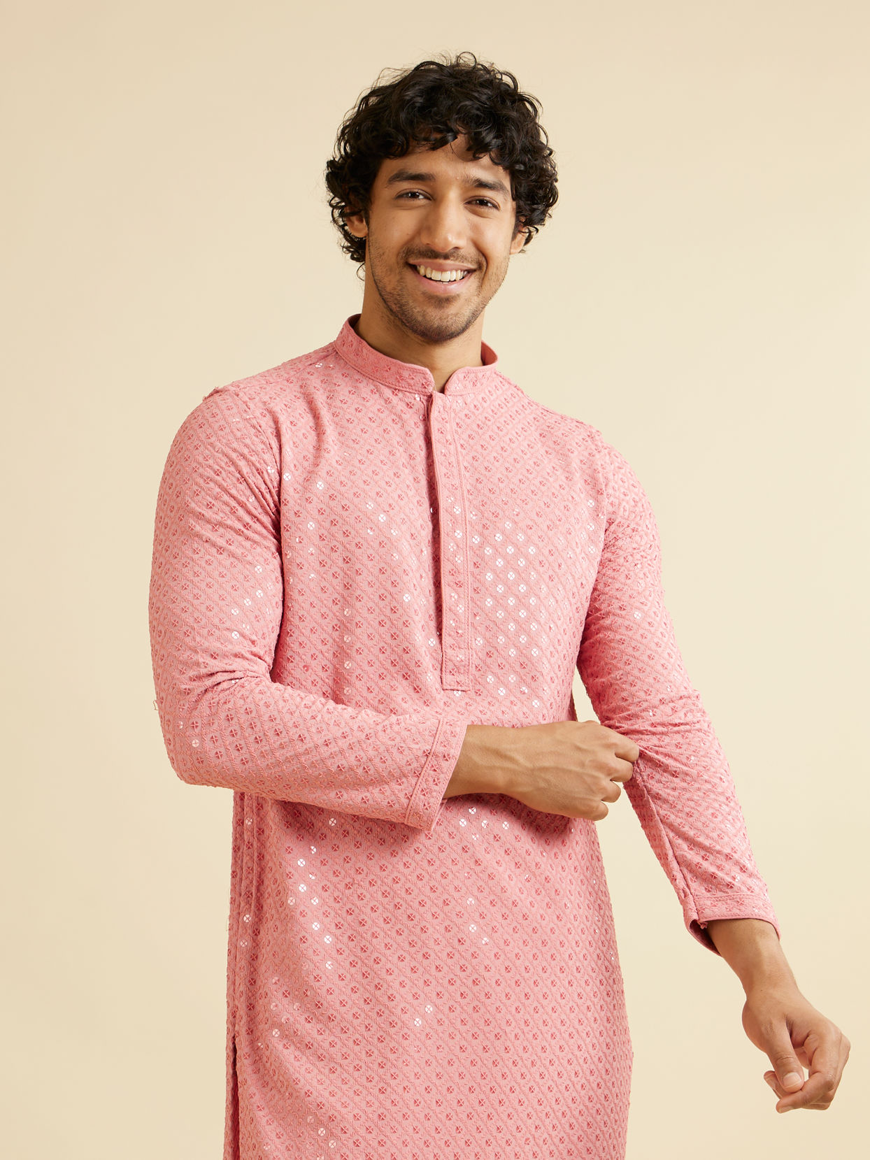 alt message - Manyavar Men Coral Pink Chikankari Embroidered Sequinned Kurta Set image number 0