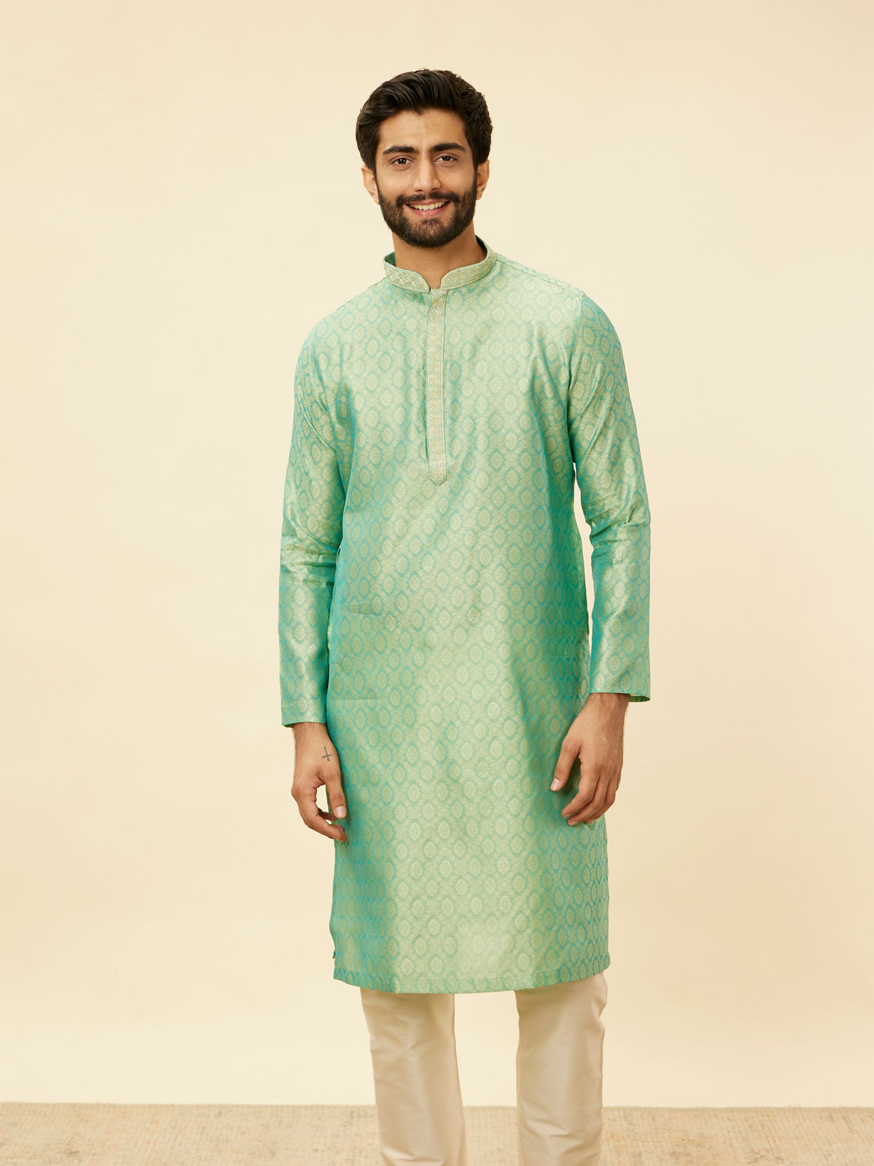 Manyavar Men Mint Green Shankh Motif Kurta Set image number 0