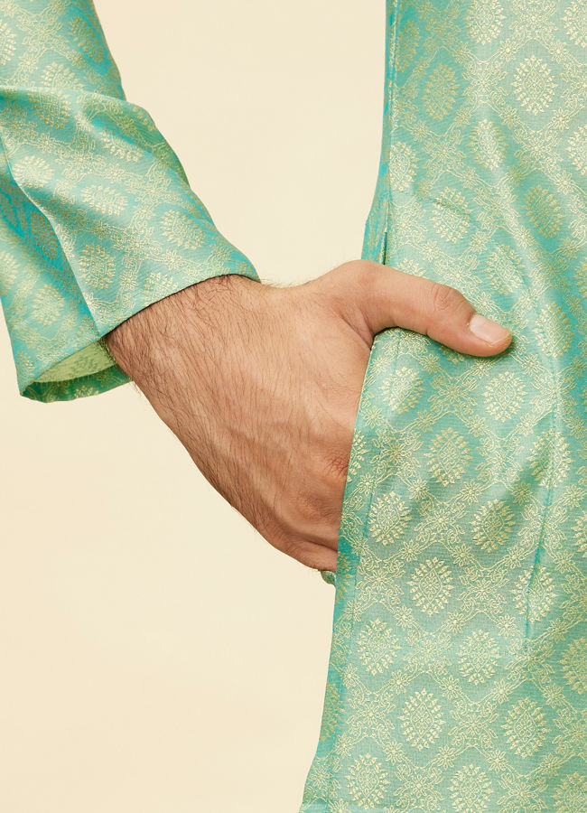 Manyavar Men Mint Green Shankh Motif Kurta Set image number 3