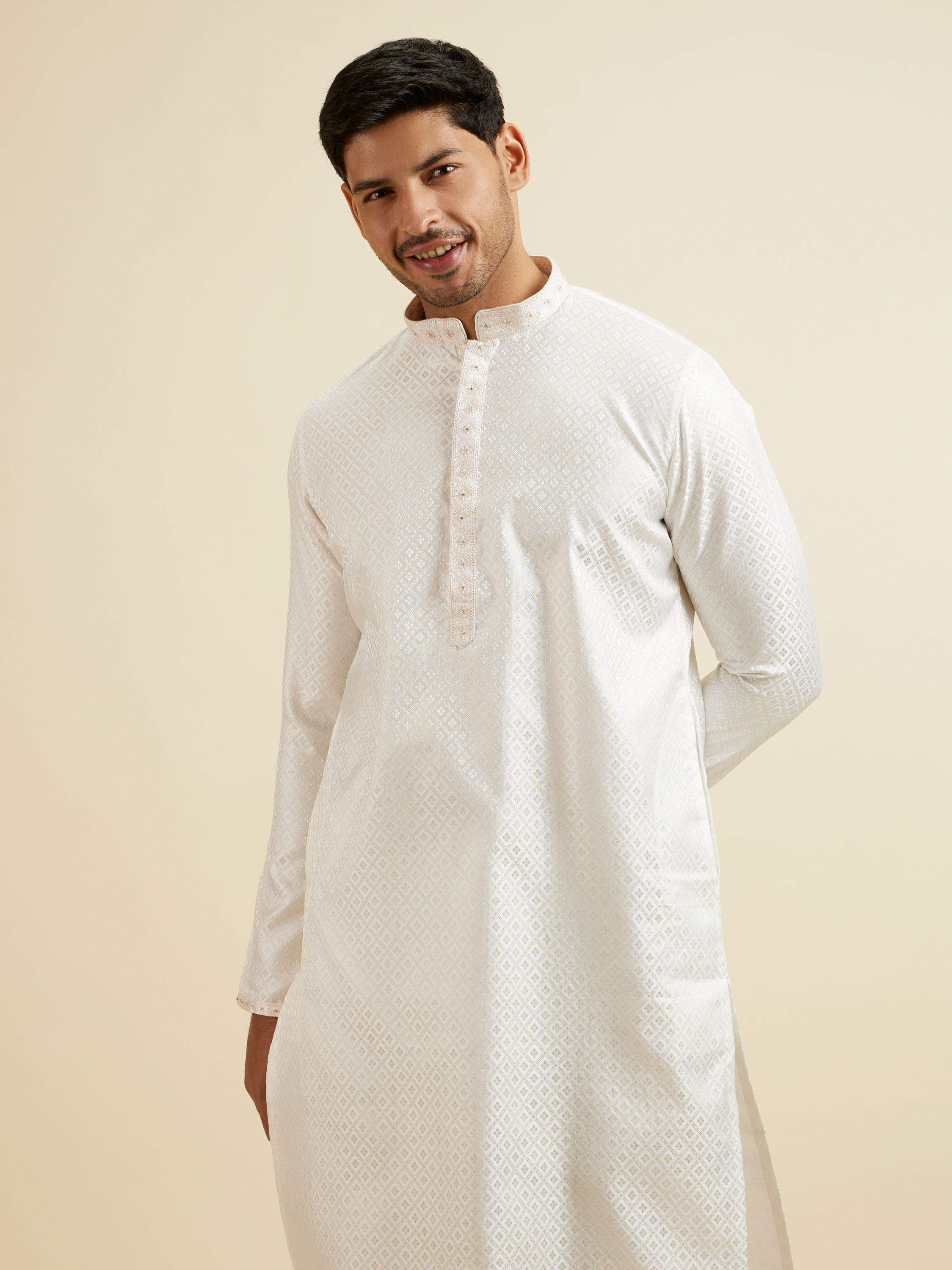 Manyavar Men Sea Shell White Jacquard Kurta Pajama