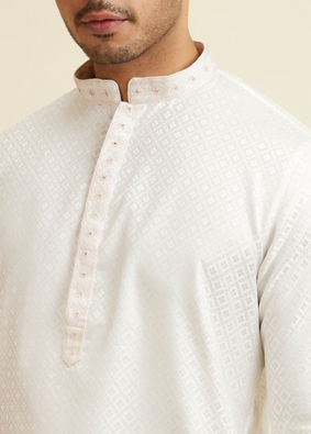 Manyavar Men Sea Shell White Jacquard Kurta Pajama image number 1