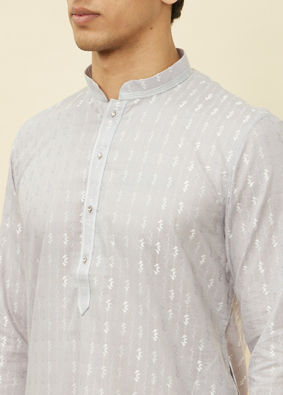 alt message - Manyavar Men Cloud Grey String Patterned Kurta Set image number 1