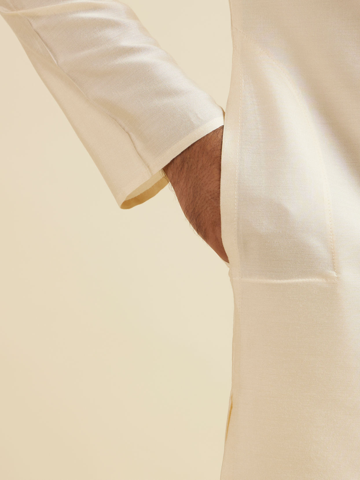 Manyavar Men Bright Cream Embroidered Kurta Set