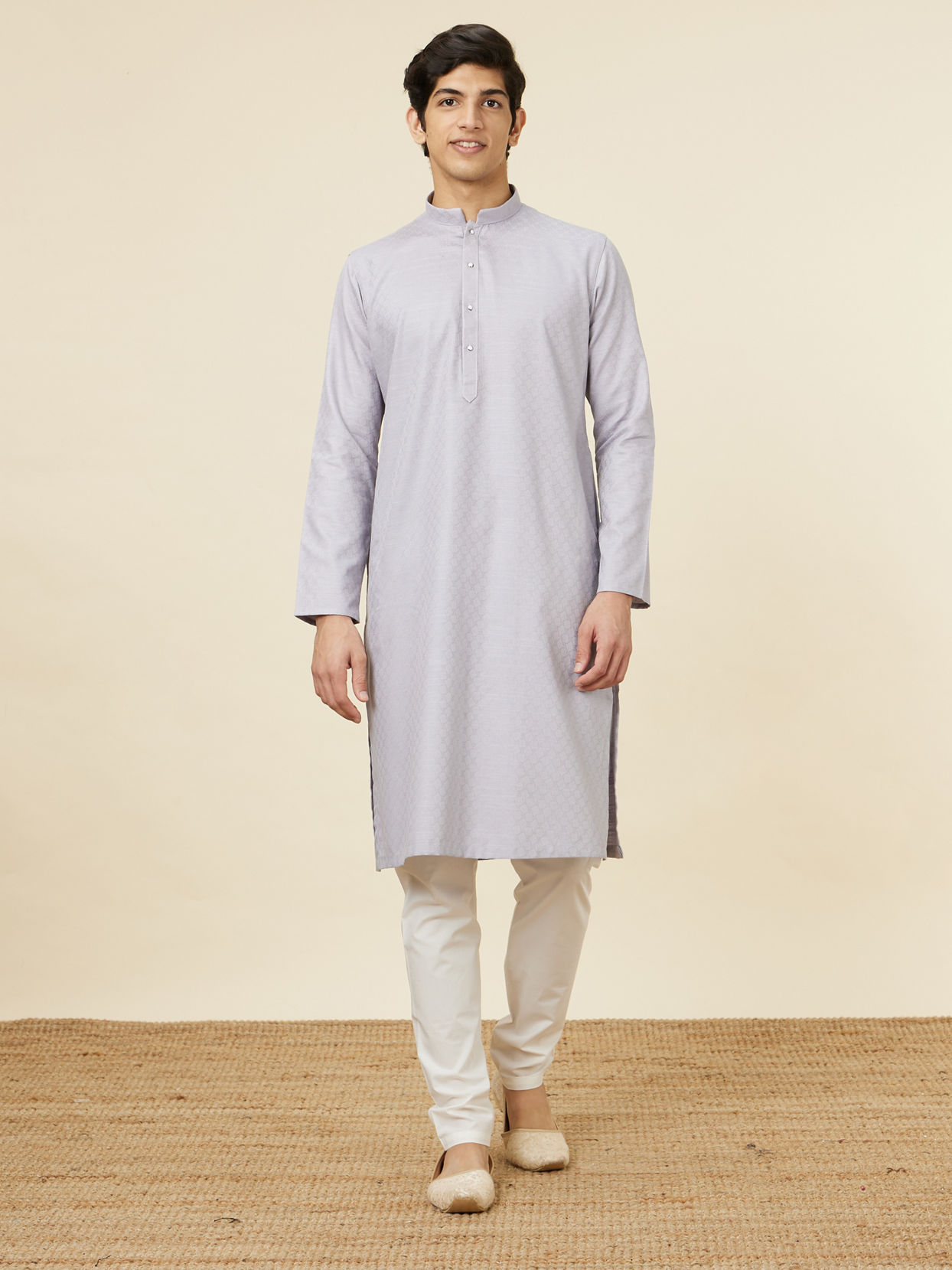 alt message - Manyavar Men Pastel Purple Self Patterned Kurta Set image number 2