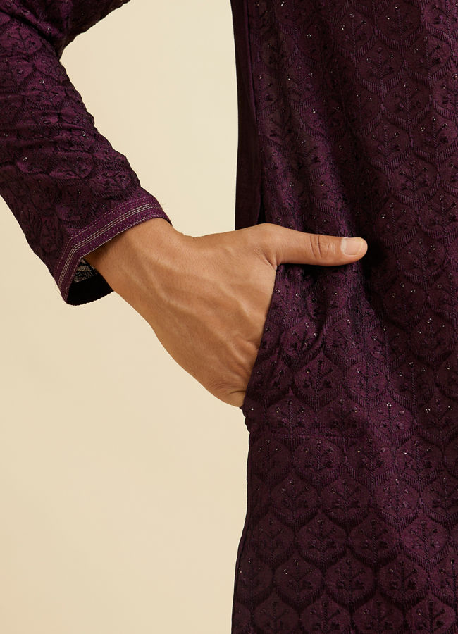 alt message - Manyavar Men Dark Purple Jaal Patterned Kurta Set with Rhinestones image number 3